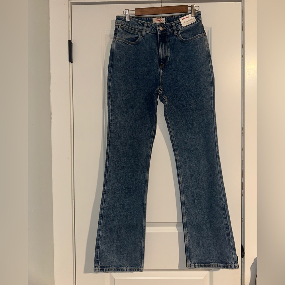 Wrangler high rise bold boot - NWT